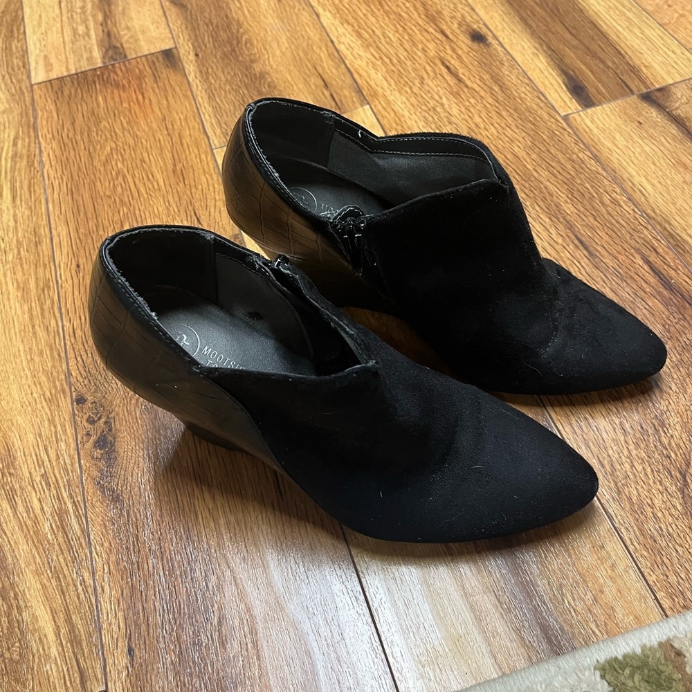 Mootsies Tootsies black booties
